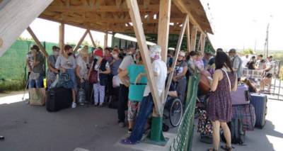 Что вчера происходило на КПВВ в Станице Луганской - cxid.info - Луганск - станица Луганская