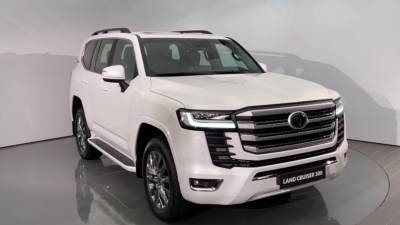 Внедорожник Toyota Land Cruiser 300 официально представили в России - inforeactor.ru