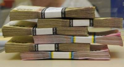 Петр Порошенко - В апреле банки продолжили одалживать у Нацбанка - minfin.com.ua - Украина