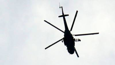 Вертолет экстренно приземлился в болото в Тюменской области - gazeta.ru - Тюменская обл. - Уральск