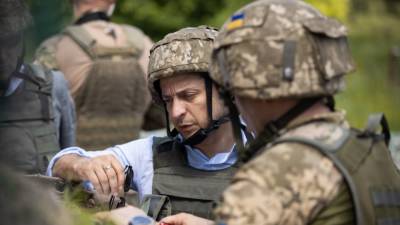 Владимир Зеленский - Владимир Александрович - В Сети высмеяли прибывшего в Донбасс Владимира Зеленского - inforeactor.ru - Киев - Twitter