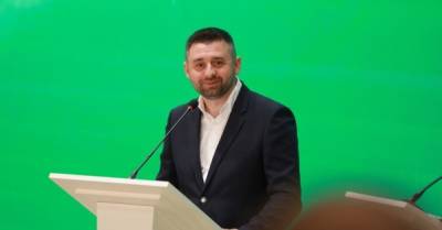 Давид Арахамия - Александр Корниенко - Деолигархизация от Зеленского: стало известно, когда Рада рассмотрит проект закона - delo.ua
