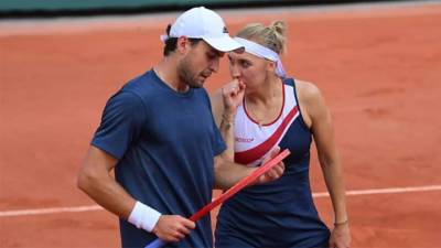 Елена Веснина - Roland Garros - Джон Солсбери - Аслан Карацев - Веснина и Карацев проиграли в финале Roland Garros - vesti.ru - Англия - Париж