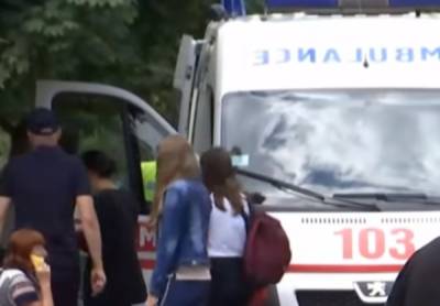Родители поиздевались над ребенком, на мальчике нет живого места: "Мать крапивой, а отчим..." - politeka.net