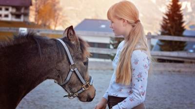 Эксперт Анна Лаппе рассказала об опасности катания на лошадях в городе - newinform.com