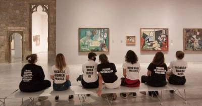 Пабло Пикассо - Активистки провели акцию протеста в музее Пикассо: и не просто так - skuke.net - Новости