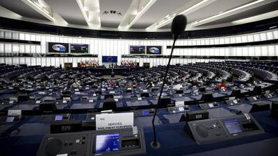 Европарламент принял резолюцию по Белоруссии с призывом к новым санкциям - iz.ru