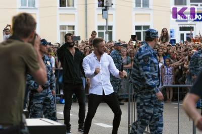 Из-за коронавируса в Сыктывкаре на 80% сократили число мероприятий ко Дню России и Дню города - komiinform.ru - респ. Коми - Сыктывкар - День - Владимир