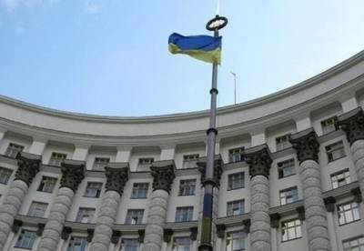 Кабмин выделил МВД средства на доплаты из фонда COVID-19 - facenews.ua