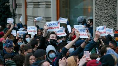 Алексей Навальный - Суды приняли 42 иска от уволенных из метрополитена сторонников Навального - svoboda.org