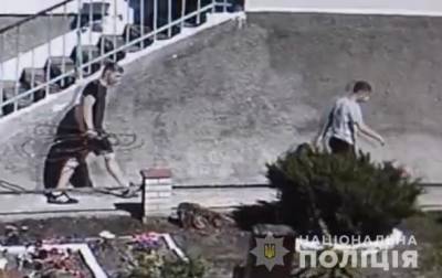 На Виннитчине подростки украли из COVID-больницы трубу для кислорода - korrespondent.net - Винницкая обл.