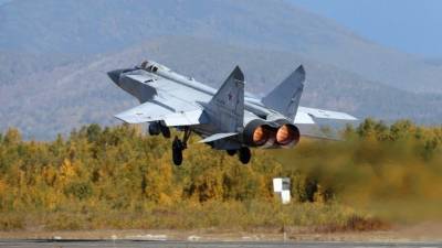 Истребитель МиГ-31 получил ракеты малой дальности Р-74М - 5-tv.ru - Россия