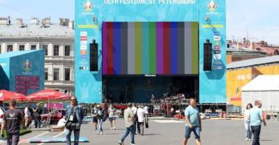 Аттракционы, розыгрыши, мини-футбол: В Петербурге рассказали, что ждёт болельщиков в фан-зонах Евро-2020 - reendex.ru - Санкт-Петербург