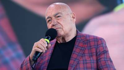 Владимир Познер - Познер заявил, что он большой поклонник BLM, в котором россияне ничего не смыслят - gazeta.ru