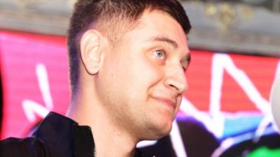 Давид Манукян - «Пришла, чтобы выпендриваться?» — Дава устроил скандал на лобном месте «Дома-2» - 5-tv.ru