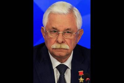 Михаил Горбачев - Руцкой заявил, что после штурма Белого дома «баржей трупы вывозили» - mk.ru - Москва