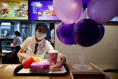 Фанаты корейской группы стали причиной закрытия филиалов McDonald’s в Индонезии - rusjev.net - Индонезия - Джакарта