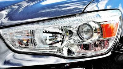В Петербурге у замдиректора по строительству угнали Mitsubishi Outlander за 1,8 млн рублей - piter.tv - Санкт-Петербург