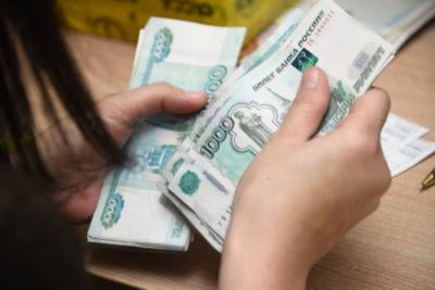 Томская область продлила до октября региональные выплаты малоимущим и многодетным семьям - interfax-russia.ru - Томск - Томская обл.