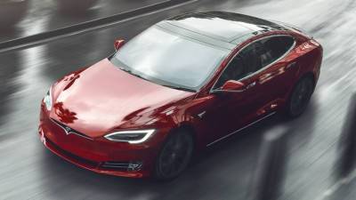 Первые самые быстрые Tesla отправились покупателям - vesti.ru - шт. Калифорния