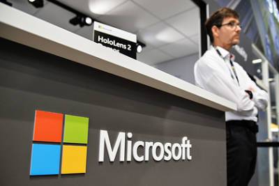 В России стало вдвое меньше сотрудников Microsoft - lenta.ru - Ирландия - Microsoft