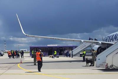 Доминик Рааб - Британия не доказала причастность России к инциденту с самолетом Ryanair - lenta.ru - Москва - Англия - Лондон - Минск