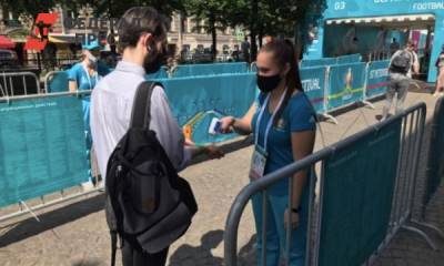 Болельщики в Петербурге не могли попасть на анонсированное открытие «Футбольной деревни» в срок - fedpress.ru - Санкт-Петербург