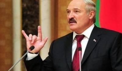 Роман Протасевич - Софья Сапеги - Европарламент: Лукашенко — под трибунал, Белоруссию — отключить от SWIFT - newizv.ru - Минск