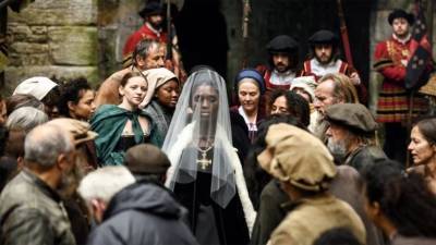 Анна Болейн - король Генрих VIII (Viii) - Джоди Тернер-Смит - «Мои чувства задеты»: почему зрителям не понравился сериал с темнокожей актрисой в роли Анны Болейн - obzor.lt - Англия