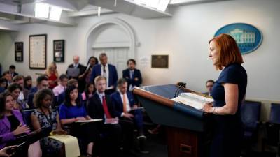Дональд Трамп - Джозеф Байден - Джен Псаки - Псаки поведала о "драматичных событиях в духе "Игры престолов" - vesti.ru