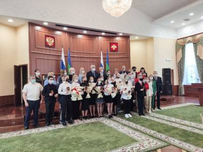 Владимир Уйба - Юные жители Коми обещали Владимиру Уйба сделать все для процветания республики - komiinform.ru - респ. Коми - Сыктывкар - Усинск