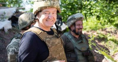 Петр Порошенко - Порошенко с волонтерами приобрели полный комплекс оптической разведки для 10-й ОГШБр, и планируют оснастить еще одну бригаду - dsnews.ua