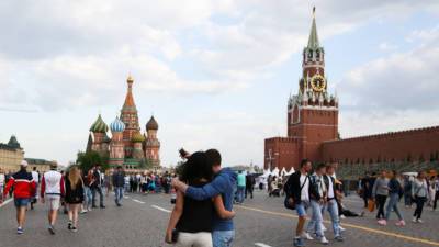Сергей Собянин - Собянин: Около половины москвичей получили иммунитет от COVID-19 - mir24.tv - Москва