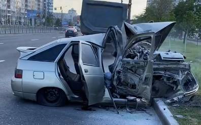 Легковушку смяло после столкновения с самосвалом в Кировском районе Петербурга - ivbg.ru - Санкт-Петербург - Петербург