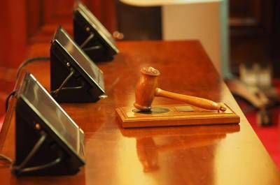 В Госдуму внесен проект о праве кабмина определять порядок выплаты компенсаций присяжным - pnp.ru