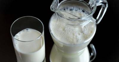 Врач рассказал об опасности молока для маленьких детей - ren.tv