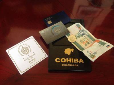 Власти Кубы призвали туристов не брать с собой наличные доллары при поездке на остров - obzor.lt - Куба