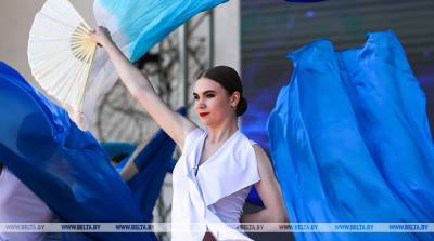 Сотни жителей и гостей Кобрина собрались на фестивале "Вытокі" - belta.by - Орша