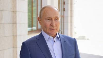 Владимир Путин - Путин рассказал, что у него была повышенная температура после прививки от COVID - 5-tv.ru