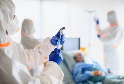 Более 745,5 тысяч петербуржцев вакцинировались от коронавируса - online47.ru - Ленинградская обл. - Петербурга