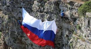 Жители Махачкалы указали на отсутствие ограничений при праздновании Дня России - kavkaz-uzel.eu - Махачкала - респ. Дагестан