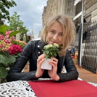 Наталья Поклонская - Поклонская объяснила, почему не будет баллотироваться в Госдуму - gazeta.a42.ru
