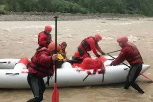 12-летний мальчик подскользнулся и упал в воду: тело нашли за несколько километров - novostiua.news - Украина - Ивано-Франковская обл. - Гсчс