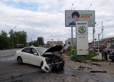 Стали известны подробности ДТП с тремя пострадавшими женщинами в Сыктывкаре - bnkomi.ru - Сыктывкар