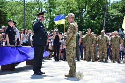 К седьмой годовщине освобождения Мариуполя от боевиков бойцы подразделений МВД получили награды - lenta.ua - Мариуполь