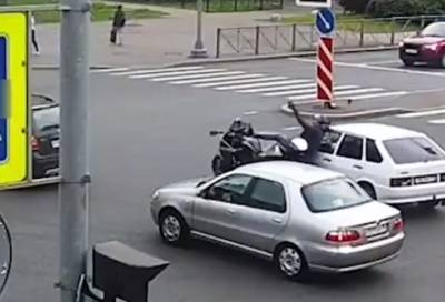 Мотоциклист пострадал в аварии в Московском районе Петербурга - online47.ru - Ленинградская обл. - Санкт-Петербург - район Подпорожский