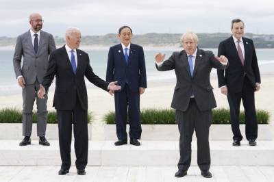 Страны G7 выделят бедным странам более 2 млрд доз вакцин против ковида - newsland.com