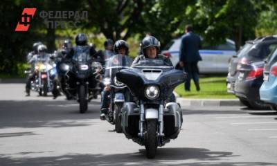 На чем ездят главы регионов СЗФО: машины по цене квартир и ретро-авто - fedpress.ru - Ленинградская обл. - окр.Сзфо