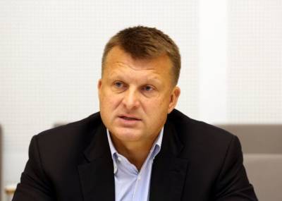 Известный политик Шлесерс обещает наладить жизнь в Латвии со своей новой партией - eadaily.com - Рига - Латвия