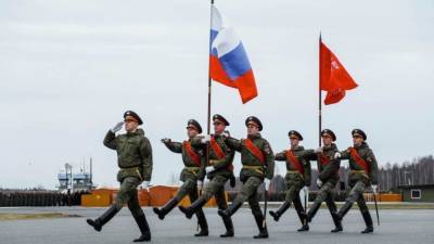 Егор Редин - Размер окладов военнослужащих увеличится с 1 октября в России - smartmoney.one